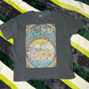 Roxy Charcoal T-Shirt with Pastel Graphic Size M